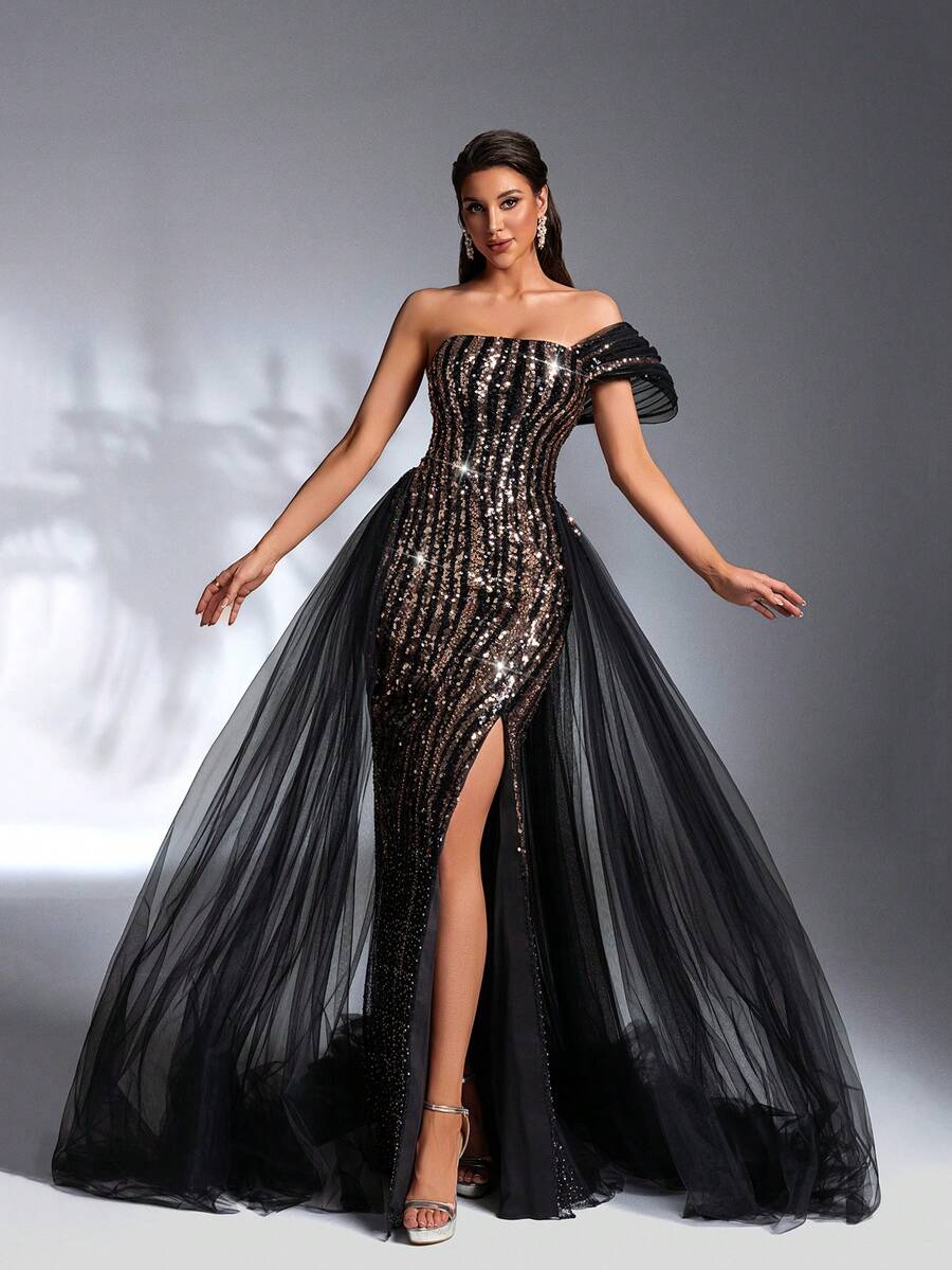 SD3200 Black & Gold Contrast 3D Shoulder Gown