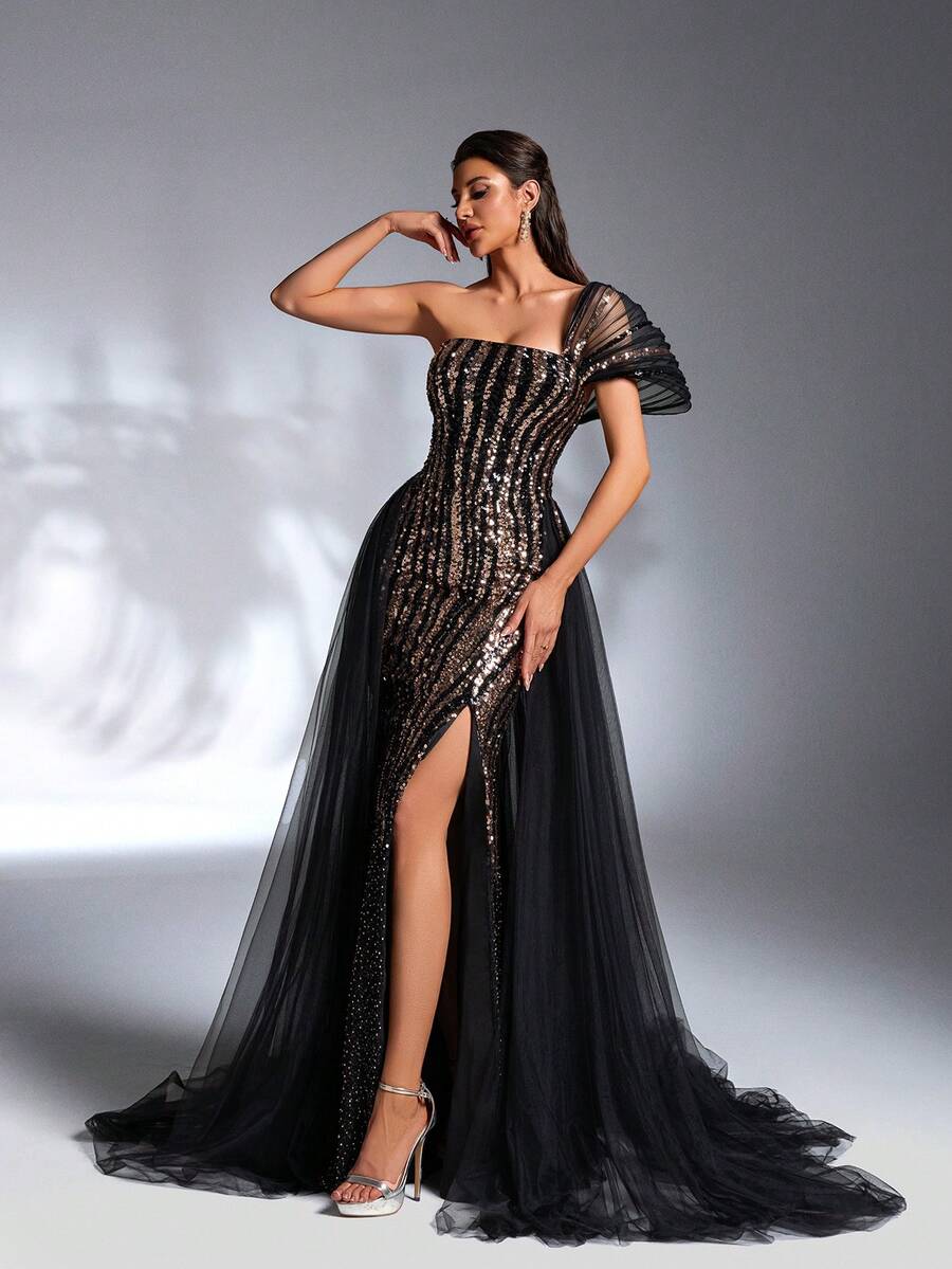 SD3200 Black & Gold Contrast 3D Shoulder Gown