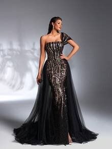 SD3200 Black & Gold Contrast 3D Shoulder Gown image 7