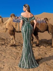 SD3226 Off-Shoulder Beaded Mermaid Gown - UK8(s), Dark Green image