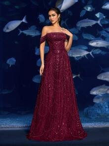 SD3216 Off-Shoulder Shimmering Fish Tail Gown - UK18(XXL), Burgundy image