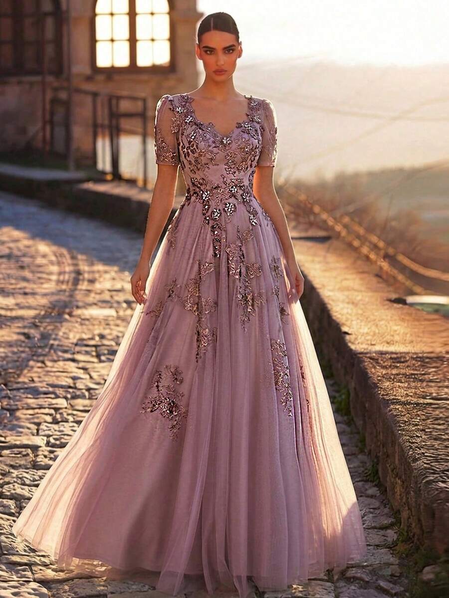 SDE3255 Elegant Pearl Beaded Lace Mesh Flared Sleeve Dress