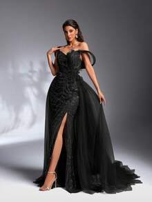 SD3173 Luxury Burgundy 3D Floral Trailing Gown - UK16(XL), Black image