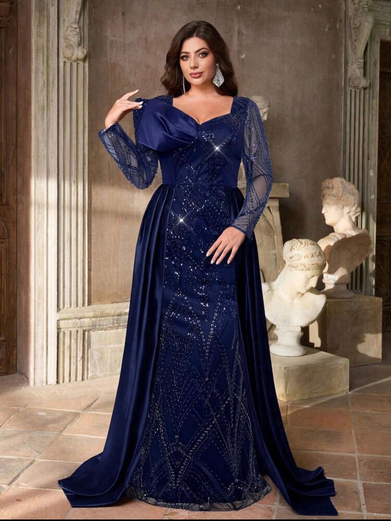 SD3224 Plus Size Beaded Bow-Detail Mermaid Gown with Detachable Train