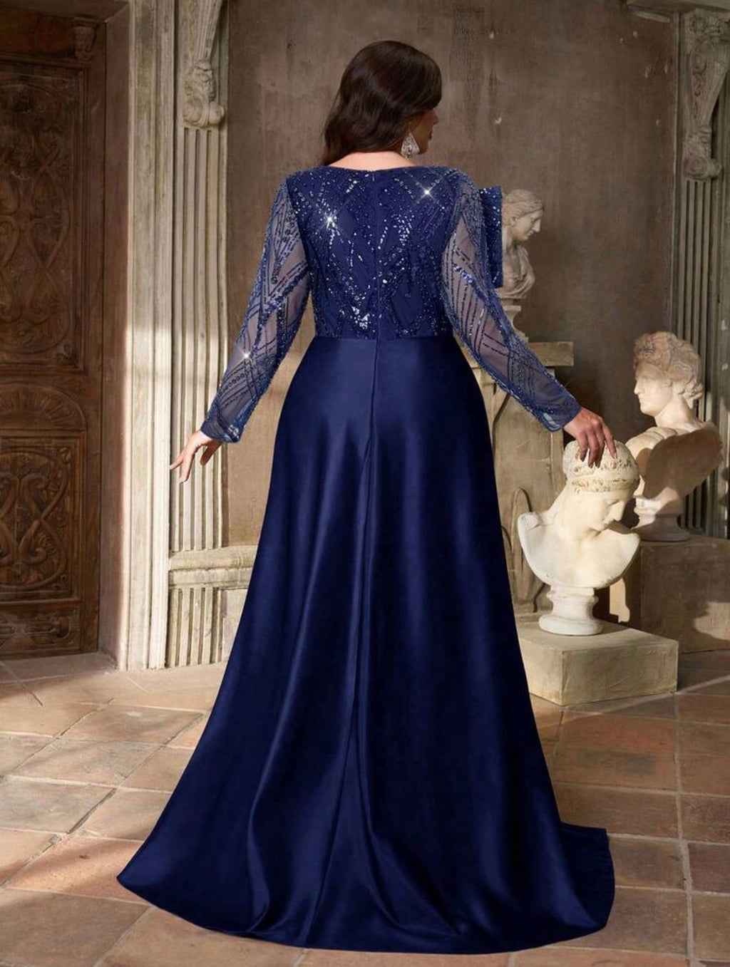 SD3224 Plus Size Beaded Bow-Detail Mermaid Gown with Detachable Train
