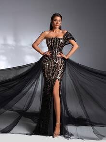 SD3200 Black & Gold Contrast 3D Shoulder Gown image 6