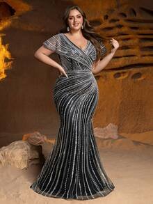 SD3239 Shimmering Sequin Beaded Mermaid Gown - Uk18 (1XL), Silver image