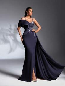 SD3187 Luxe Pearl & Rhinestone Side-Ruffle Gown - UK16(XL), Navy Blue image