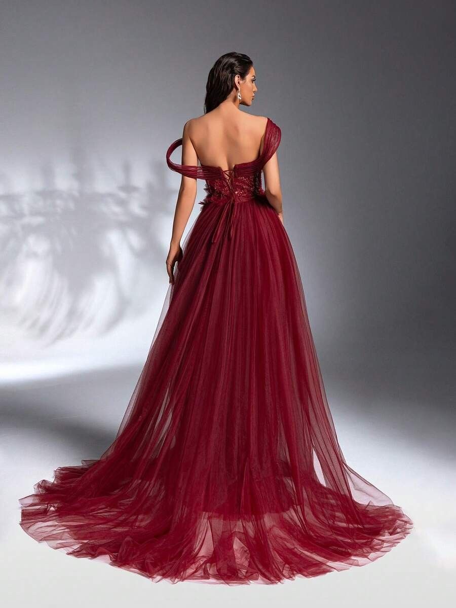 SD3173 Luxury Burgundy 3D Floral Trailing Gown